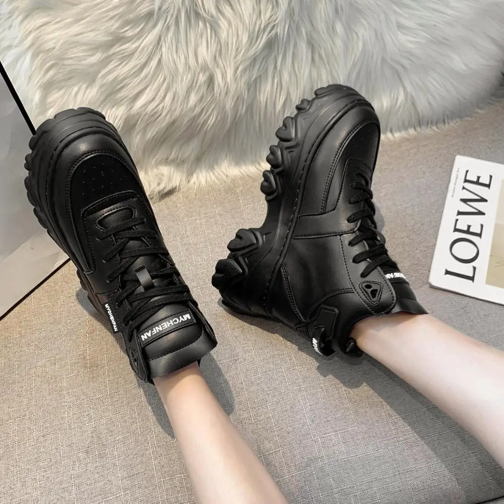 På tilbud! Aphixta platform kvinders chunky sål sneakers højde stigende kvinder støvler med sål sko-kvinde, far fodtøj < Kvinders Støvler \ Trekloeveret.dk