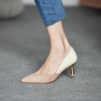 Fransk højhælede sko kvinder ' s 2020 efterår og vinter nye stiletto pegede abrikos retro damer enkelt sko lavvandede munden