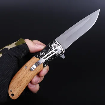 Træ-håndtag Folde kniv Taktisk Overlevelse Knive Jagt Camping Blade Multi Høj Hårdhed Militære Overlevelse Lomme Kniv
