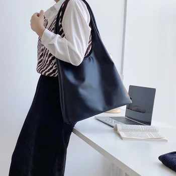 Koreanske Kvinder er Bag Midten Kvinde Håndtasker Høj Kapacitet Damer skuldertaske Blød PU Læder Kvindelige Trekant Bag Engros
